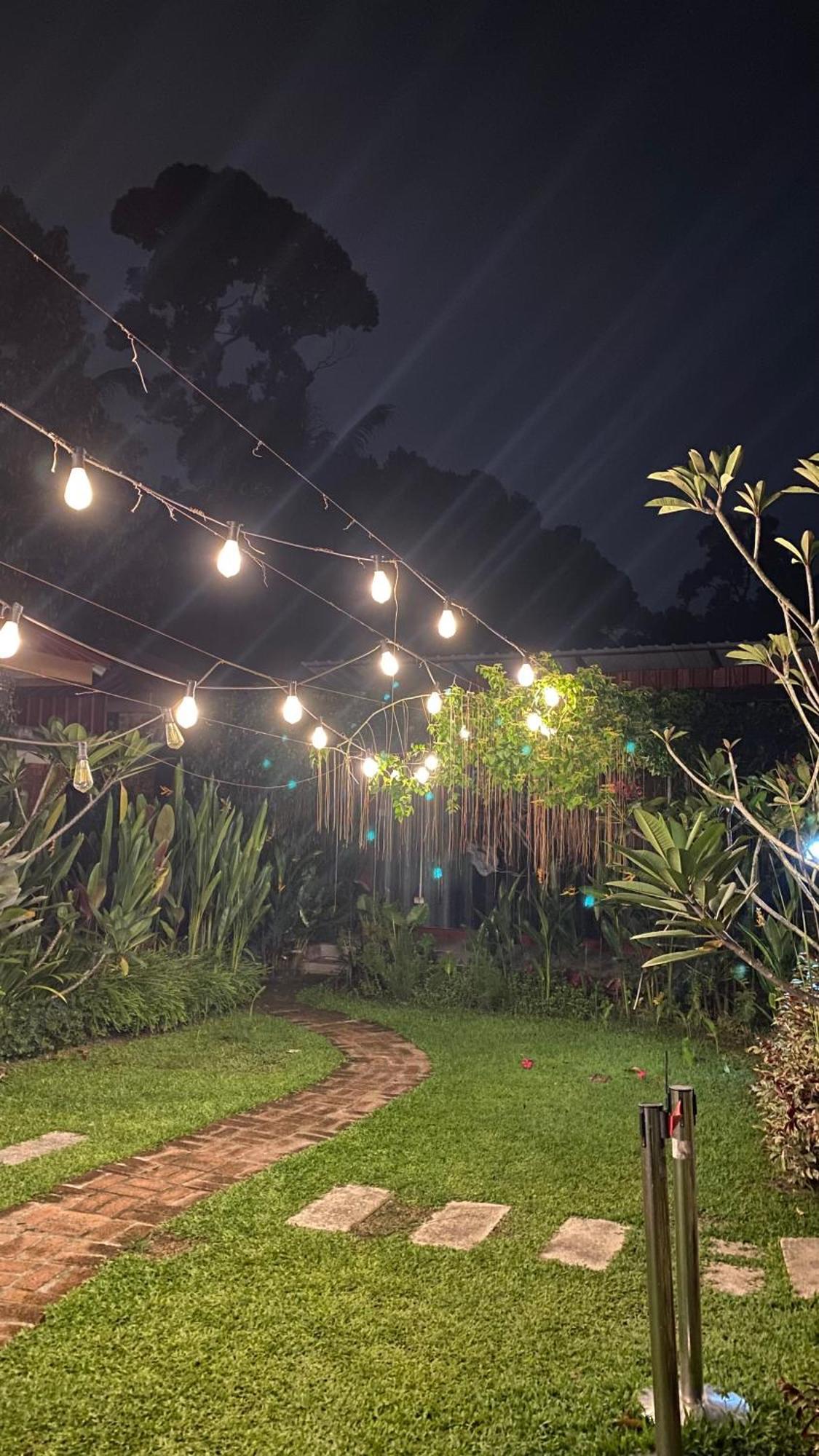 Villa Kebun Puisi Kajang Esterno foto