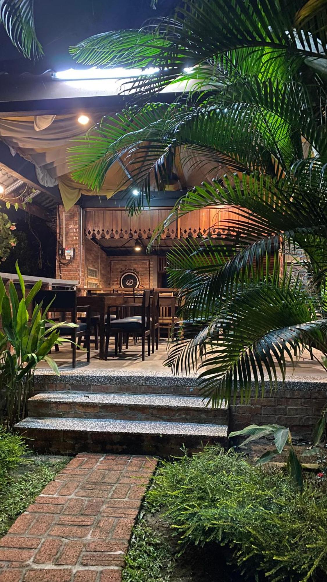 Villa Kebun Puisi Kajang Esterno foto